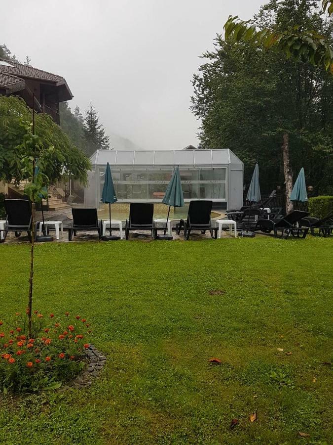 Galaxy Hotel Chiflik Exteriör bild